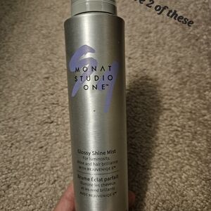 Studio One Glossy Shine Mist - Silver and Purple
